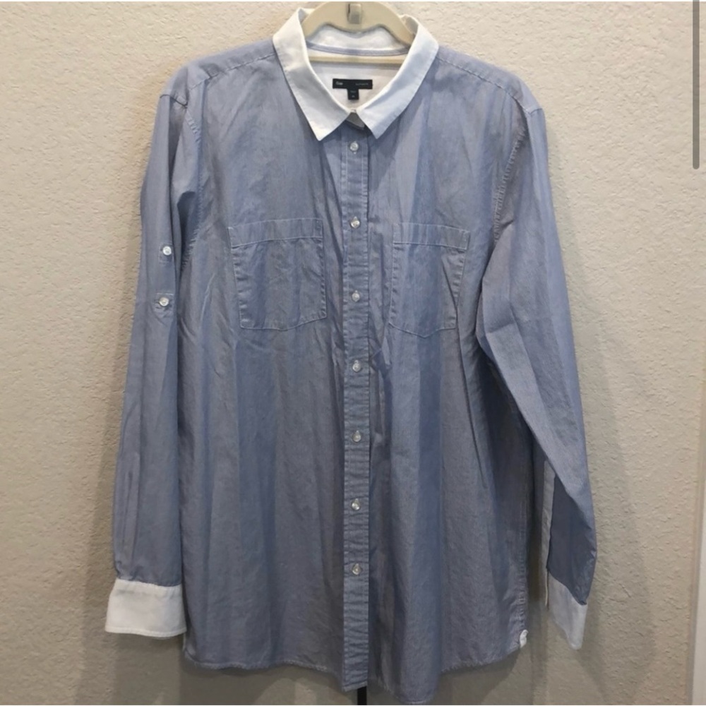 GAP Blue and White Button Down Shirt